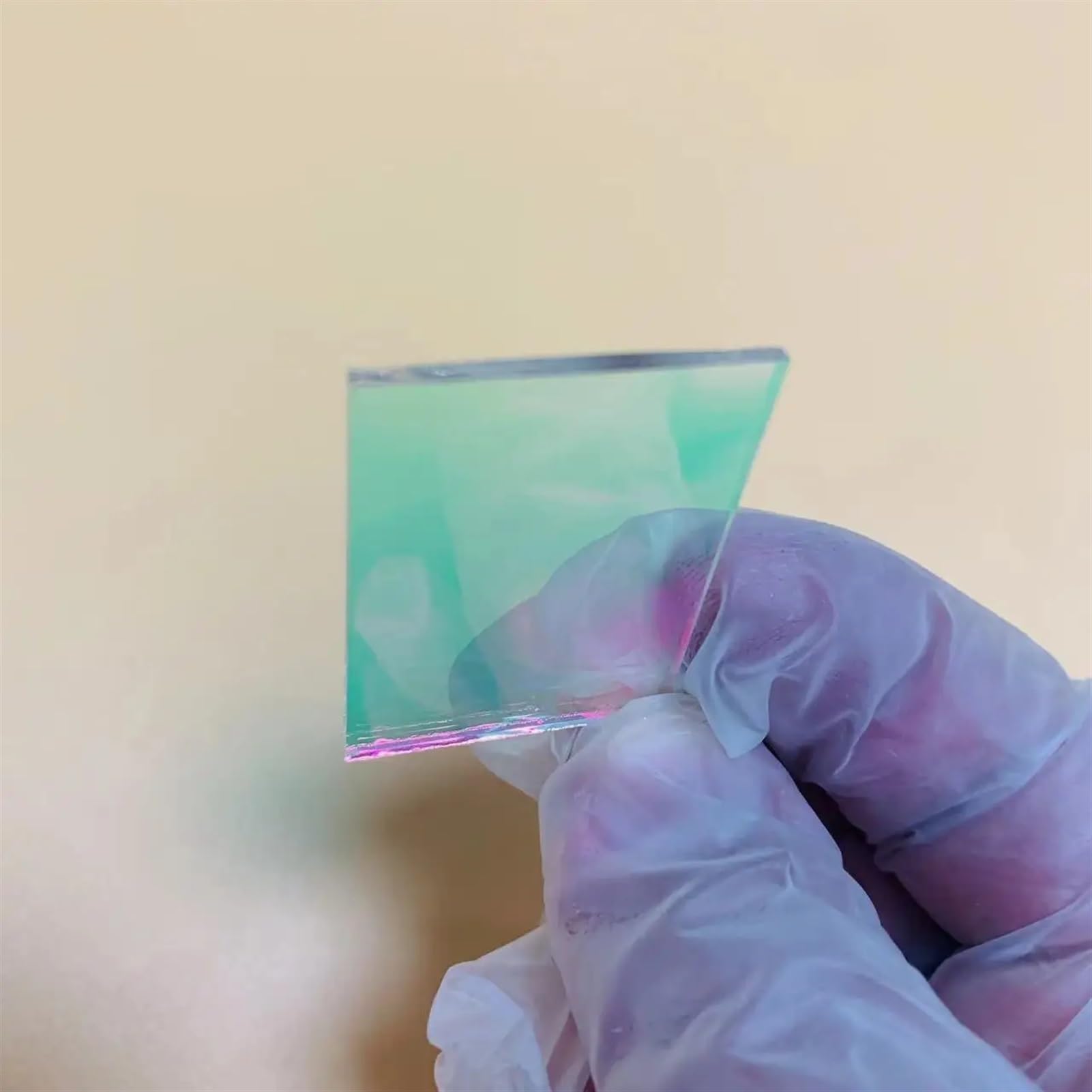 Verre filtrant Passe-Bande UV Passe-Haut Visible 400 nm à 700 nm