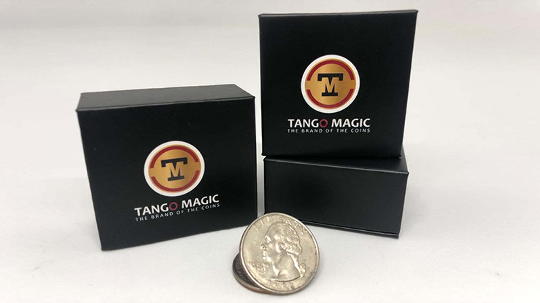 Murphy's Magic Supplies, Inc. Expanded Quarter Shell (D0012) by Tango - Magic Coin Trick - Adults - Gimmicked coin set, Tangopedia video link