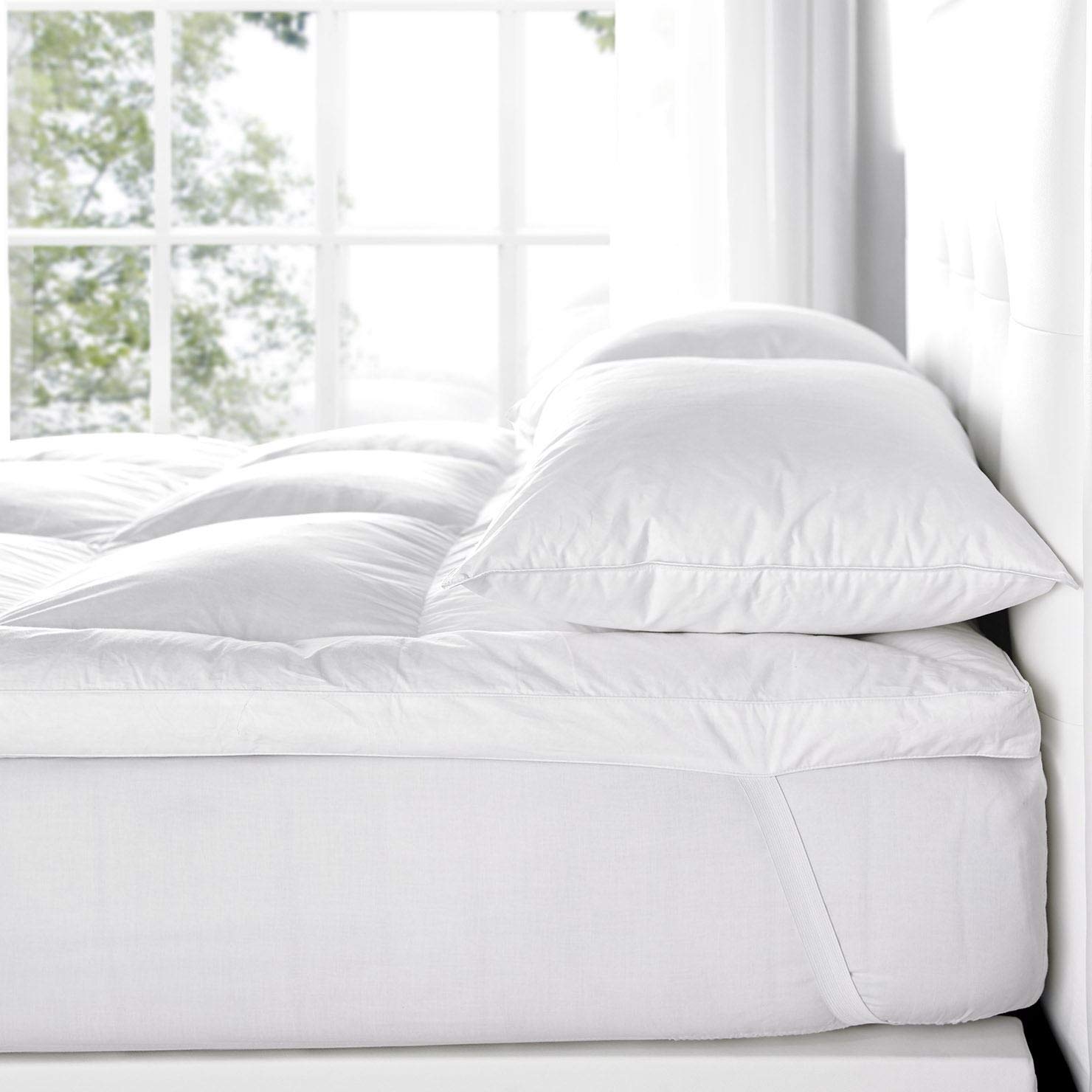 EXTRA DEEP 5" (12.5cm) Depth Goose Feather & Down Mattress Topper Enhancer- Deep Filled - Square Pocket Construction for Evenly Distributed Filling - Elasticated Corner Straps, 4ft Small Double