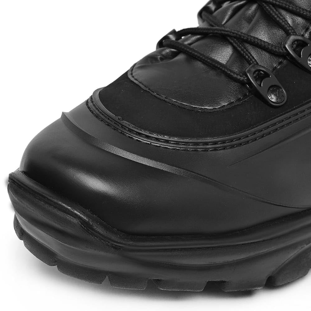 Bota Coturno Militar Tiger Pró, Couro Resistente, Design Tático, Solado Robusto para Uso Militar em promoção! Veja a oferta e mais achadinhos de Botas & Coturnos Masculinos 9 Hoje é o melhor dia para comprar Bota Coturno Militar Tiger Pró, Couro Resistente, Design Tático, Solado Robusto para Uso Militar com aquele preço maroto! Promoção! Aproveite a oferta! 9