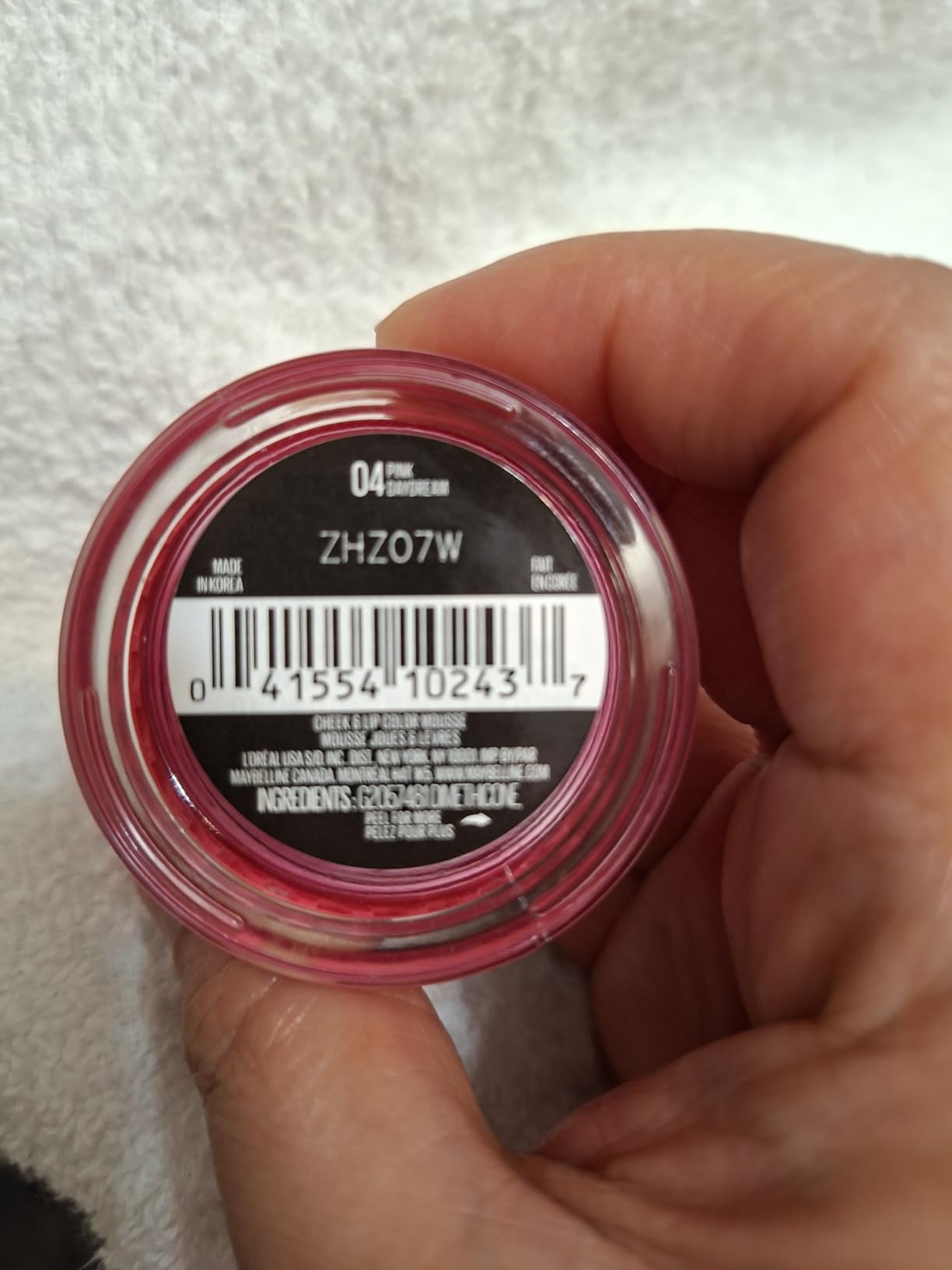 Maybelline New York Maybelline Cloudtopia Blush for Cheeks and Lip Mousse, Ultra-Vivid, Pigmented Formula for Up to 14HR of Blush and Lip Makeup Color, Twilight Berry, 1 Count