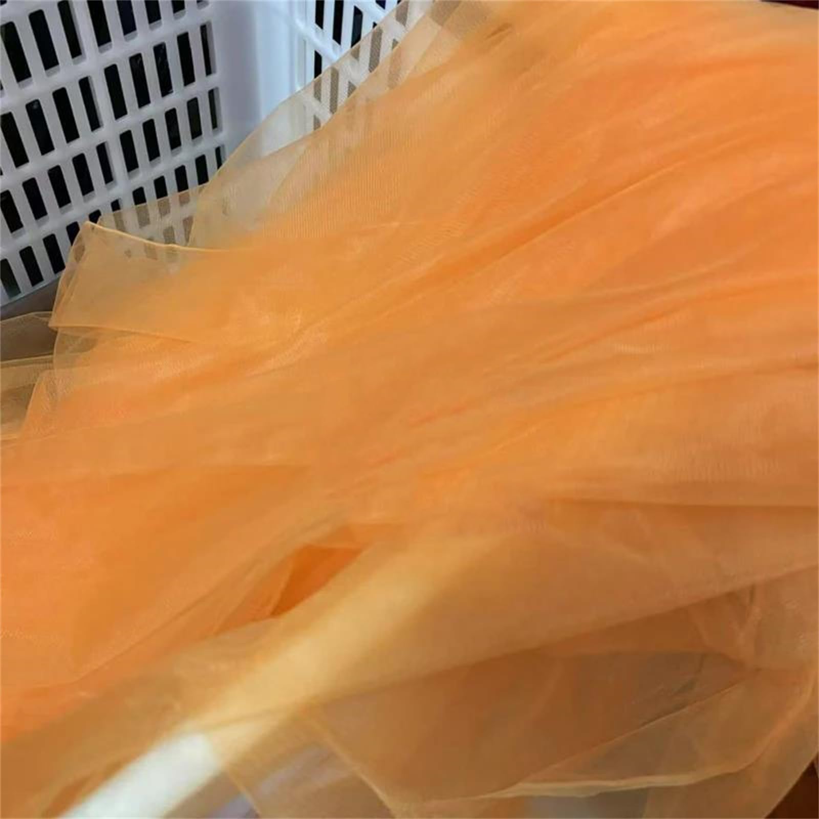 Garza crittografica in Tessuto a Rete Lavorato a Maglia in Tulle Arancione Morbido da 1,6 m for Tende da Cucire e Materiale Decorativo for Indumenti(Chocolate,M)