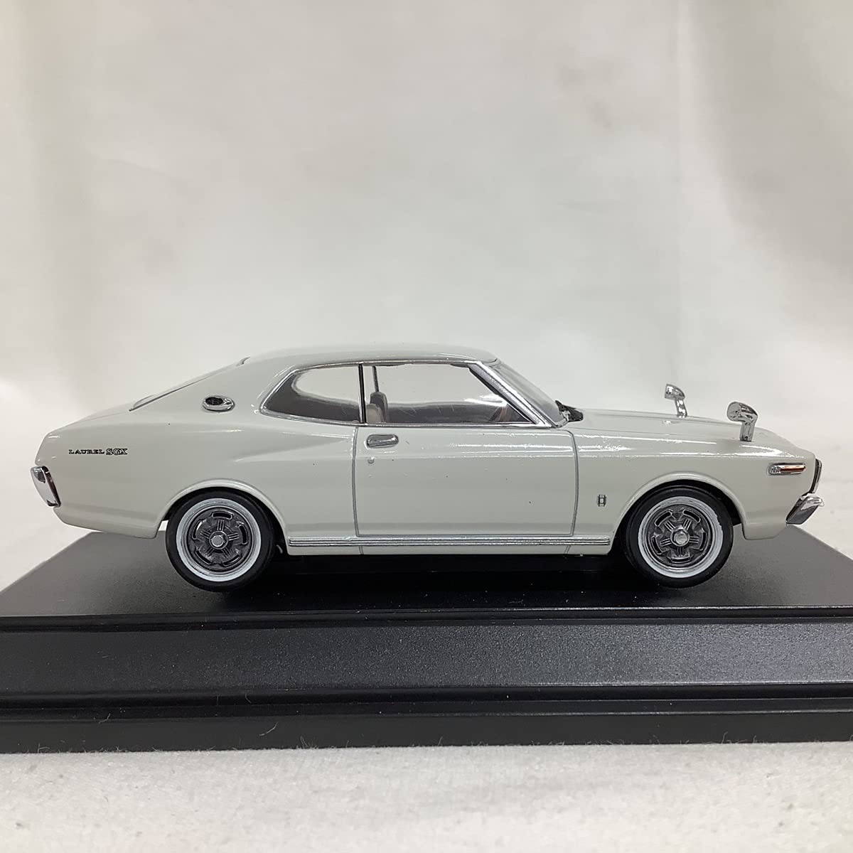 1/43 エブロ EBBRO ニッサン ローレル 1/43 エブロ EBBRO ニッサン ローレル Amazon | エブロ 1/43