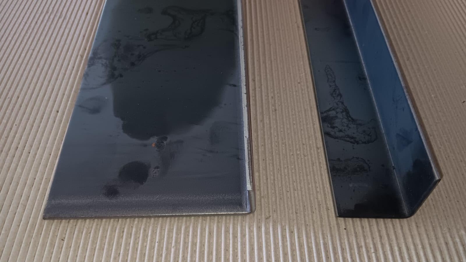 Profilo Angolare In Ferro Grezzo 1 Metro – Sezione A L 35x35mm Spessore 4mm, Saldabile E Verniciabile Per Carpenteria