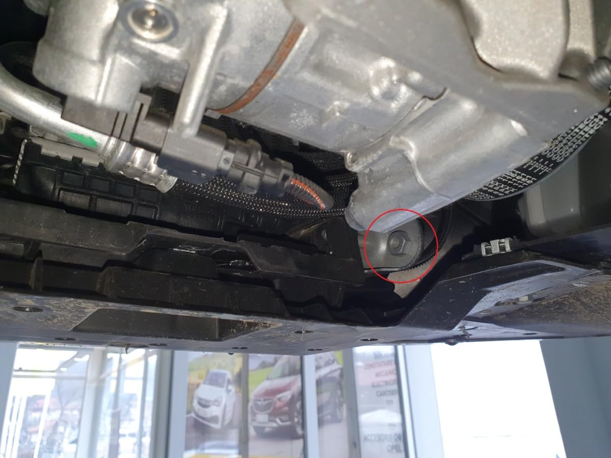 Protezione inferiore motore in metallo compatibile con Opel Corsa F (2019-2025)