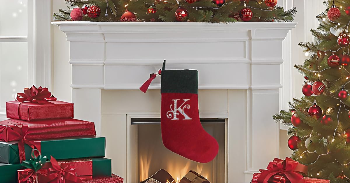 Evergreen Rot und Grün SAMT Strass Monogramm Weihnachtsstrumpf – K