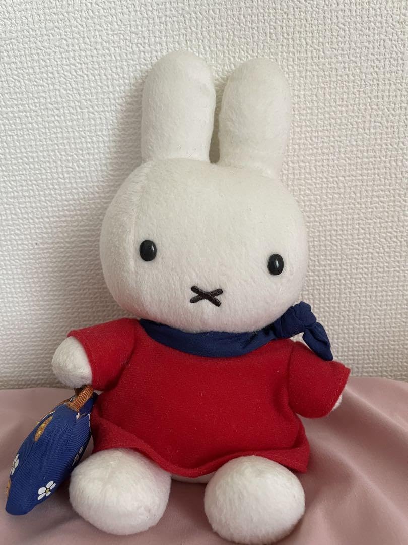 Amazon.co.jp: Limited Edition Tokyo Station Miffy Style