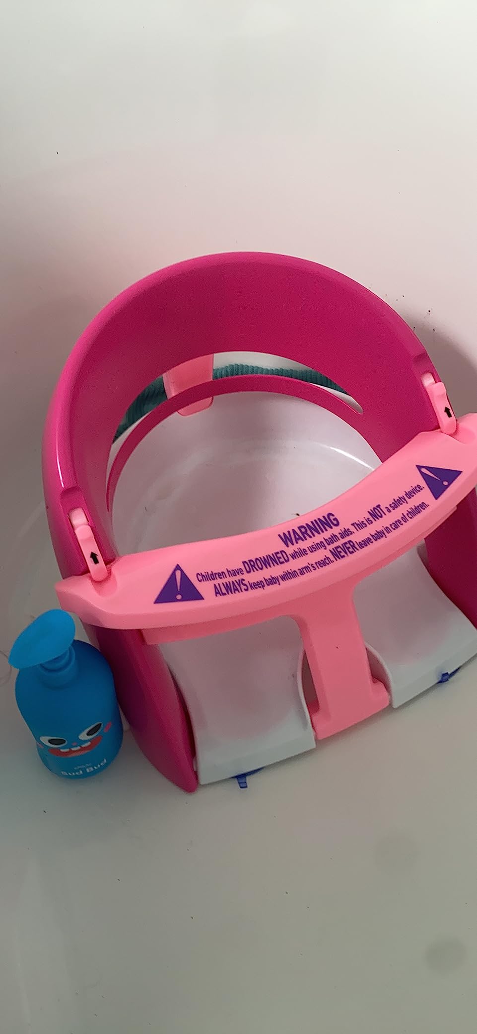 Dreambaby Premium Baby Bath Seat with Strong Suction Cup Base Pink