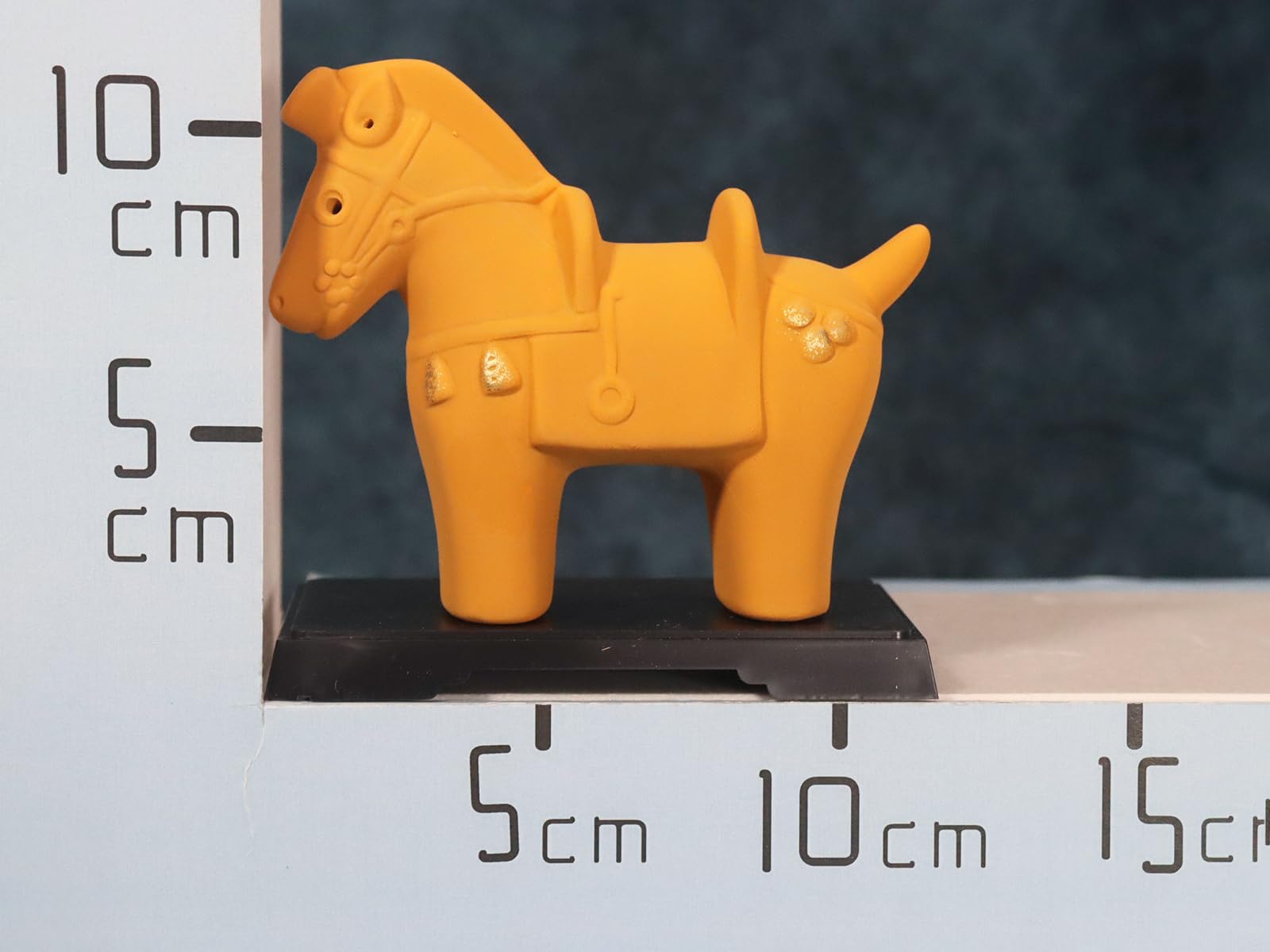 Amazon.co.jp: 昭峰 2026年(令和8年) 干支の置物 馬 うま 午年(うま年