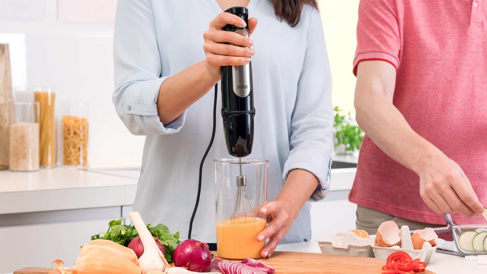 Braun Minipimer 7 - Batidora de Mano con Tecnología SplashControl, Sistema ActiveBlade para Alimentos Duros, Selección de Velocidad, Picadora 350 mL, Vaso 600 mL, 1000 W, Negro (MQ7025X)