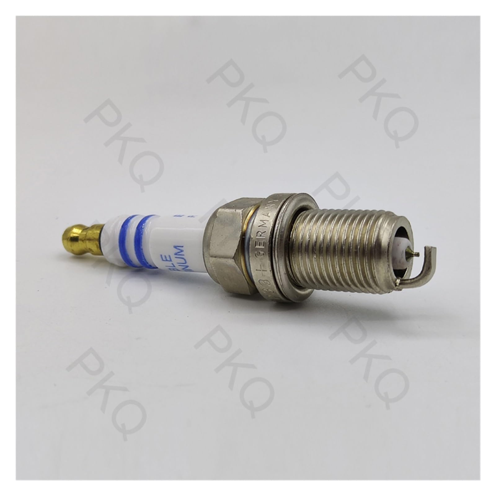 Amazon.com: 4 pieces FR8DPP33+ 0242230500 Platinum spark plug 