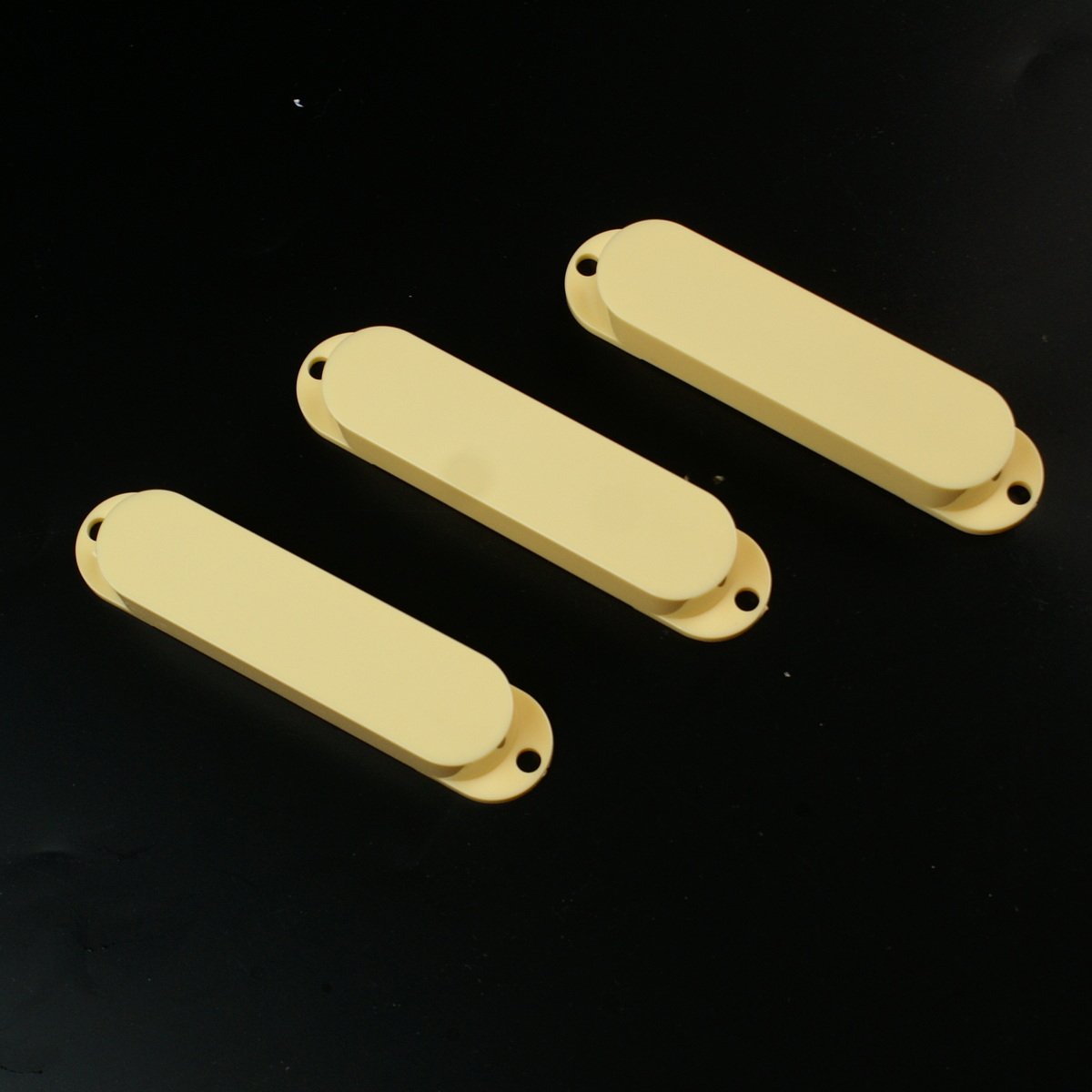 mLaval Guitar Parts Strat Style Single Coil Pickup Cover Set,No holes/Cream