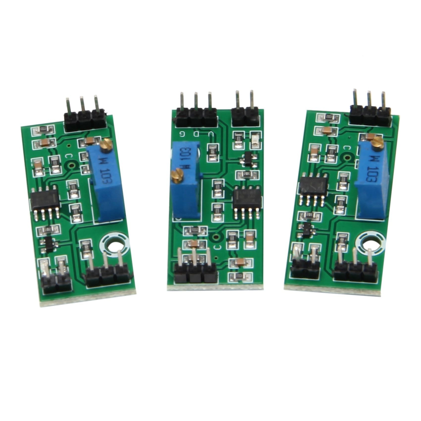 18 .Moduł Komparatora Napięcia LM393 3.5-24 V Ze Wskaźnikiem LED Sterowanie Komparatorem Analogowym Wysokiego Poziomu