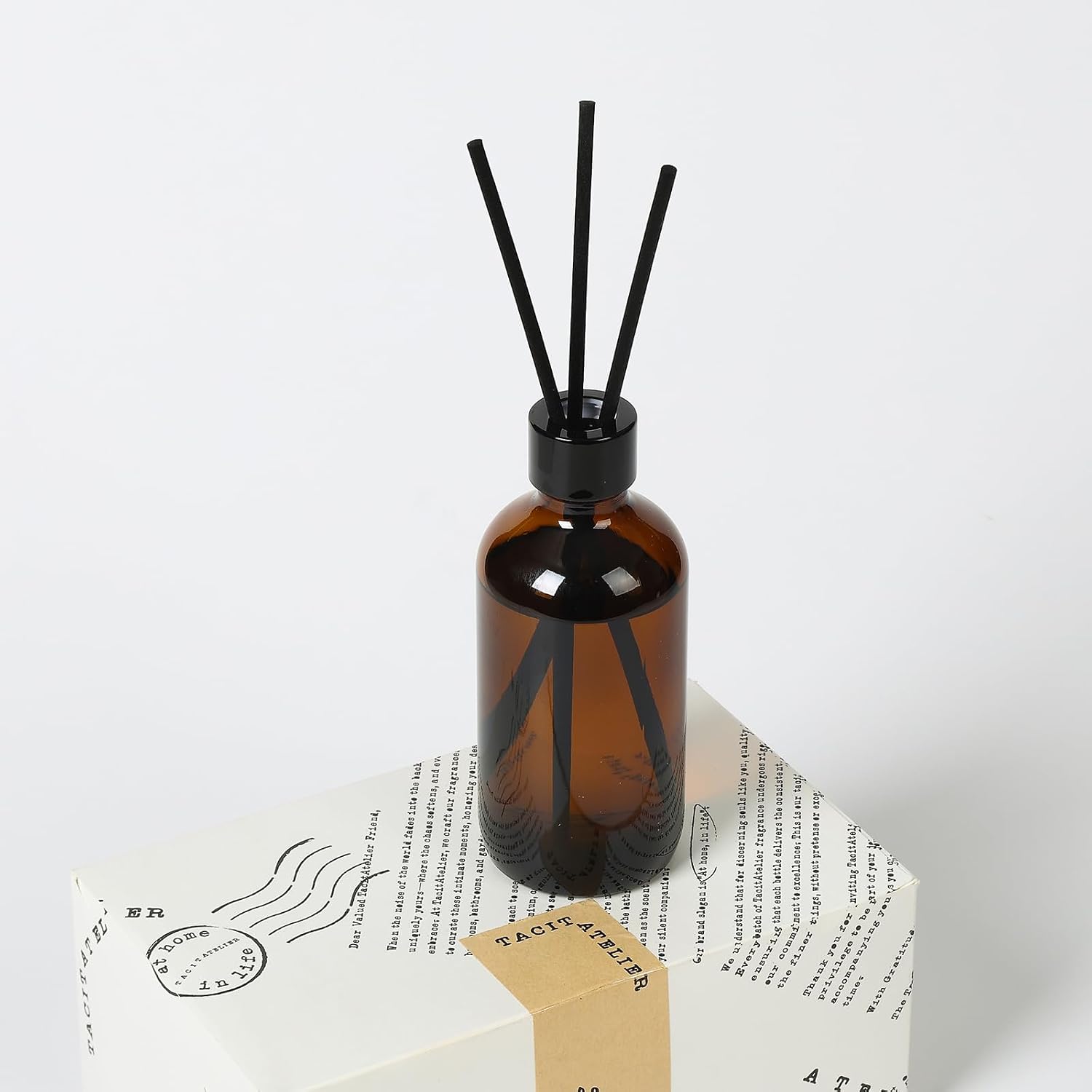 Aroma Reed Diffuser 6.7 Fl.oz Delicate Scent for Home Decor and Air Freshening Reed Scented Diffuser Home Decor Air Freshener for Bathroom Living Room Office (Moon-Soaked Shoal)