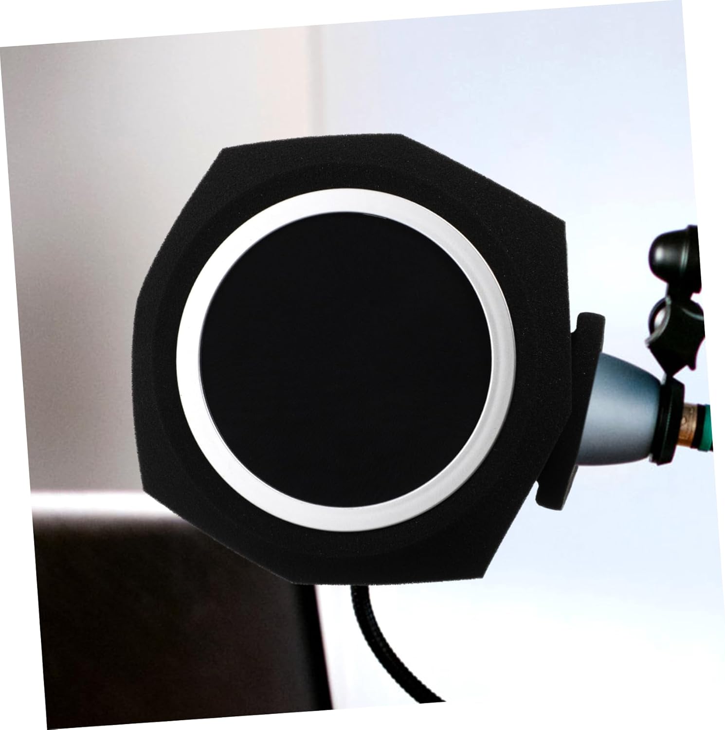 Microphone Protective Cover Sound Dampening Sponge Mic Cover for Enhanced Audio Clarity Versatile Compatibility with Microphones for Streaming Recording