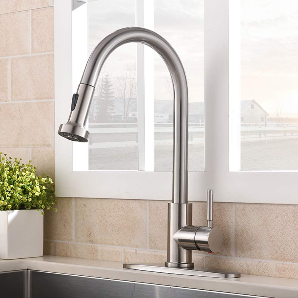 VCCUCINE Kitchen Faucet with Pull Down Sprayer, Brushed Nickel Faucet