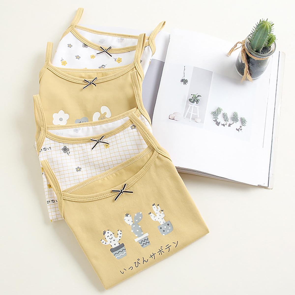 Lot de 4 Maillots de Corps Fille Coton Débardeurs pour Enfant 2-9Ans, Maillot de Corps Fille Top à Bretelles Spaghetti Camisoles sans Manches sous-vêtements en Coton