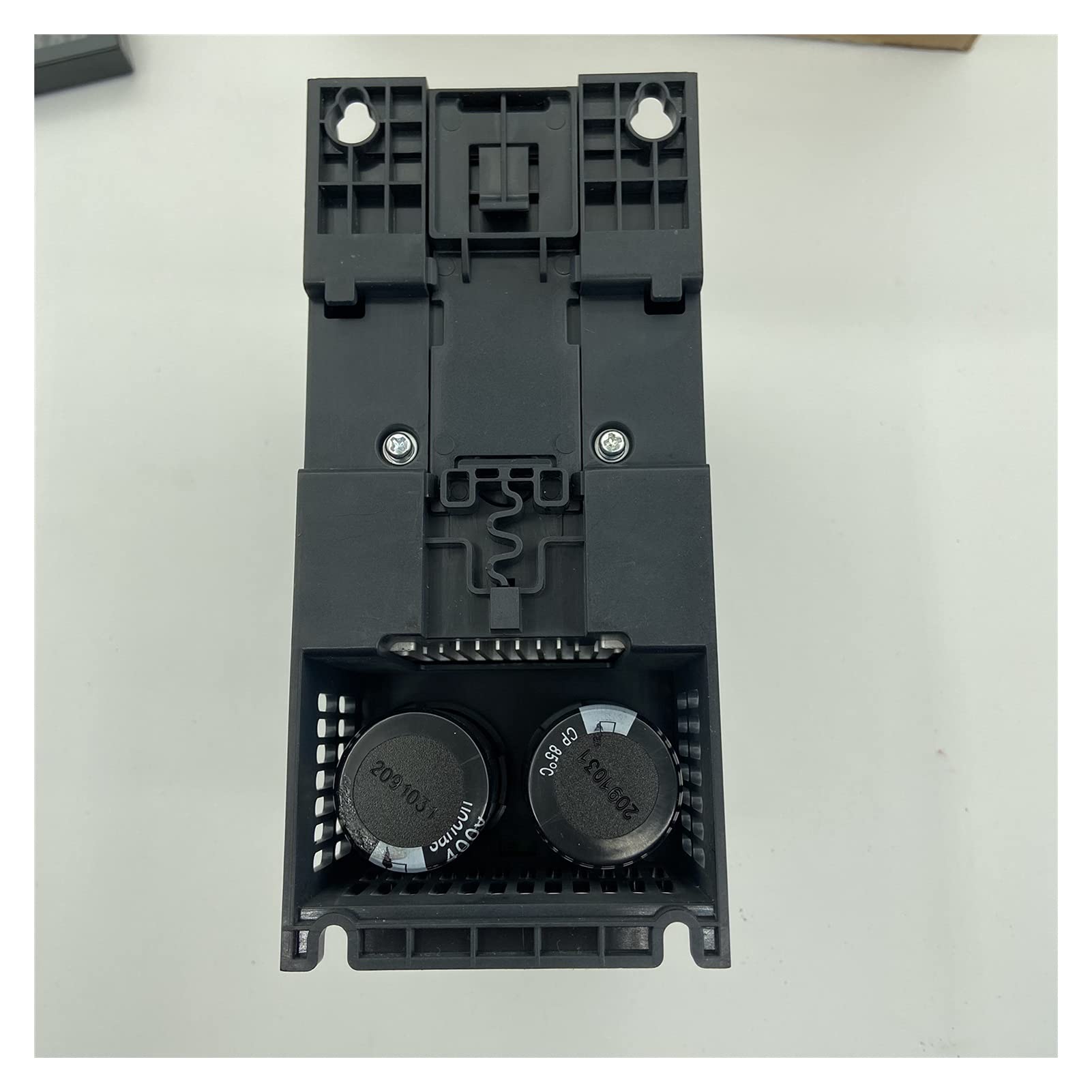 VFD. Inverter 1. 5kw / 2.2kw / 4kw / 5.5kw Convertitore di frequenza AT1 3P- Produzione Cnc. Controllo della velocità del motore del mandrino VFD. Convertitore Multi-protezione(Model 360,220V,2.2KW)