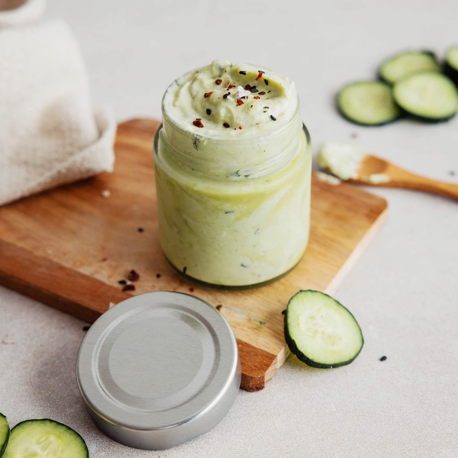 PUREGANIC® Gewürzgläser Set 12x 150 ml kleine Schraubgläser mit Deckel & Etiketten selbstklebend/Gewürze Aufbewahrung, Gewürzglas, Aufbewahrungsgläser/Ø 58 mm Deckel