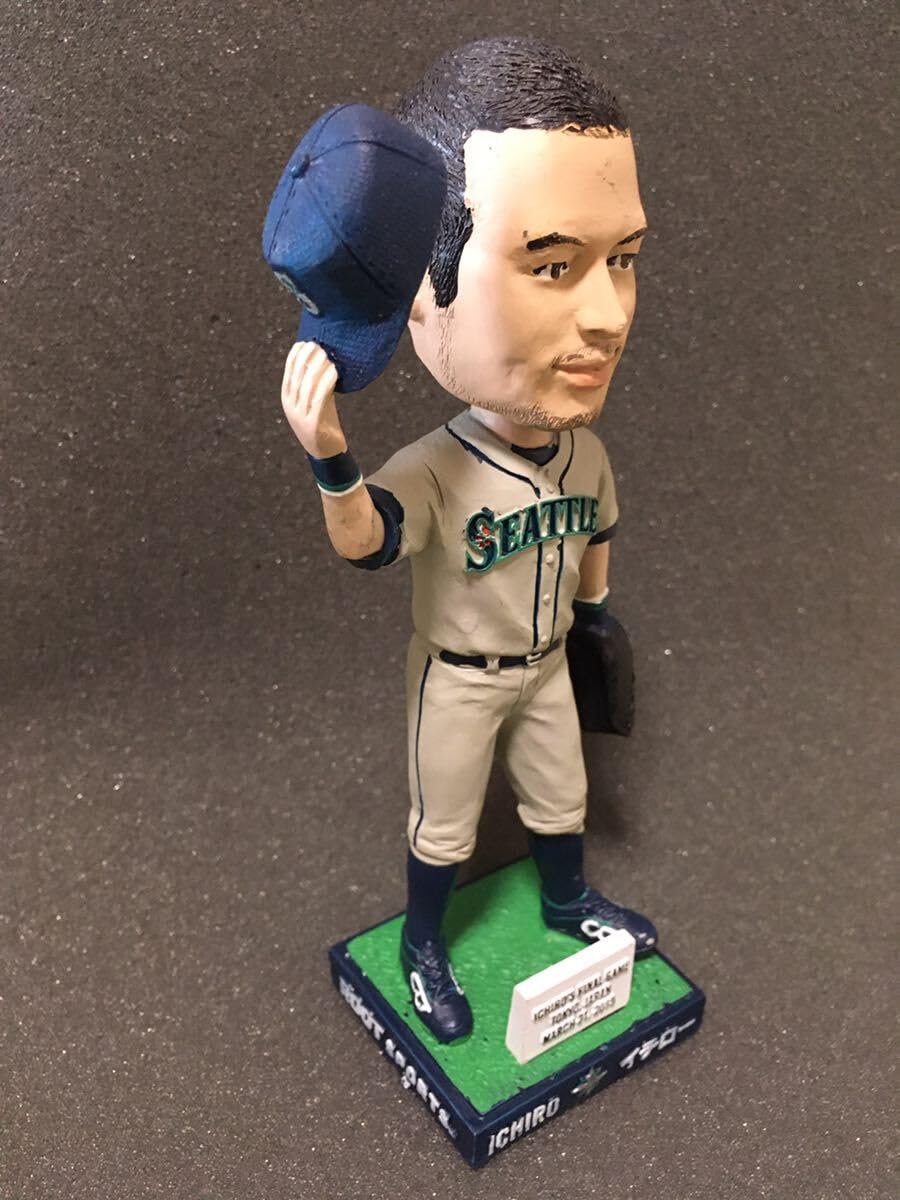 イチロー選手　ボブルヘッド　引退試合記念品 イチロー 引退試合記念 ボブルヘッド 引退 ファイナルゲーム