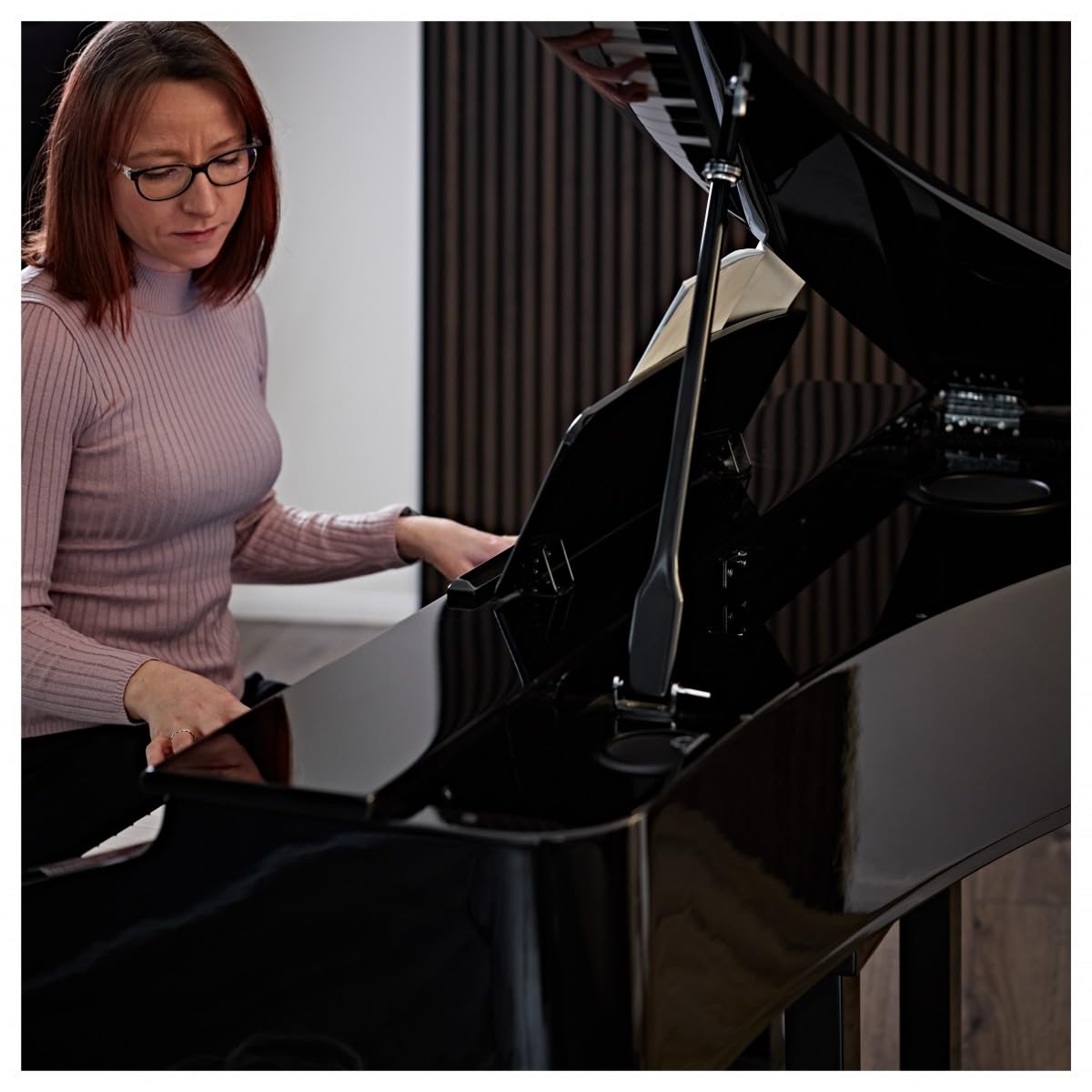 Pianoforte a Coda Digitale GDP-100 di Gear4music | Sensazione Realistica dei 88 Tasti Pesati Sensibili al Tocco, Modalità Split e Layer, 55 Brani di Accompagnamento