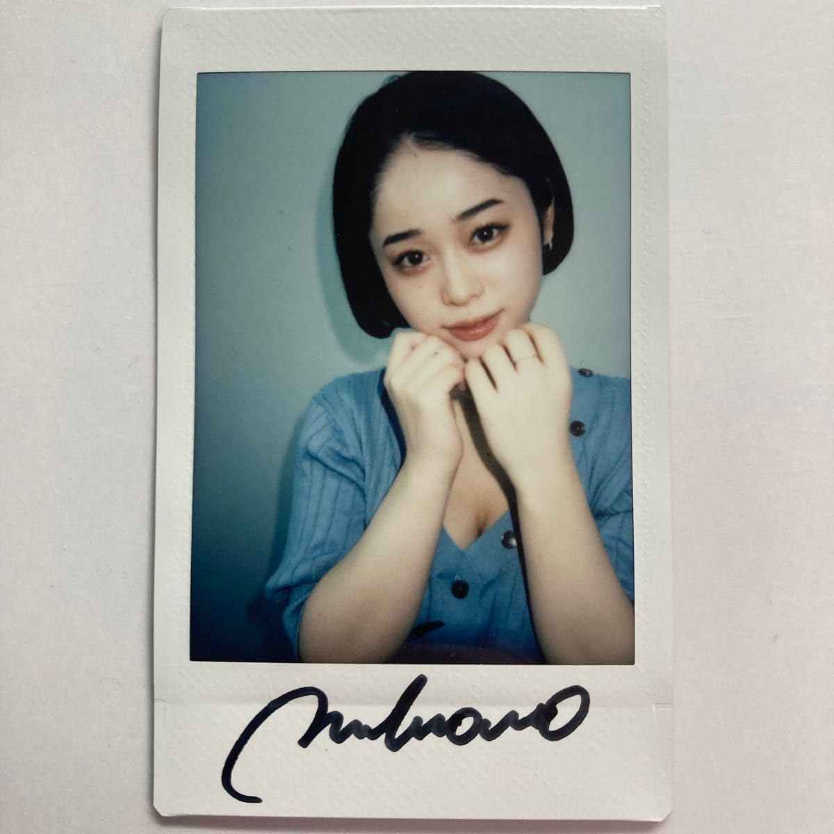 Amazon.co.jp: MINAMO 直筆サイン入り チェキセット : おもちゃ