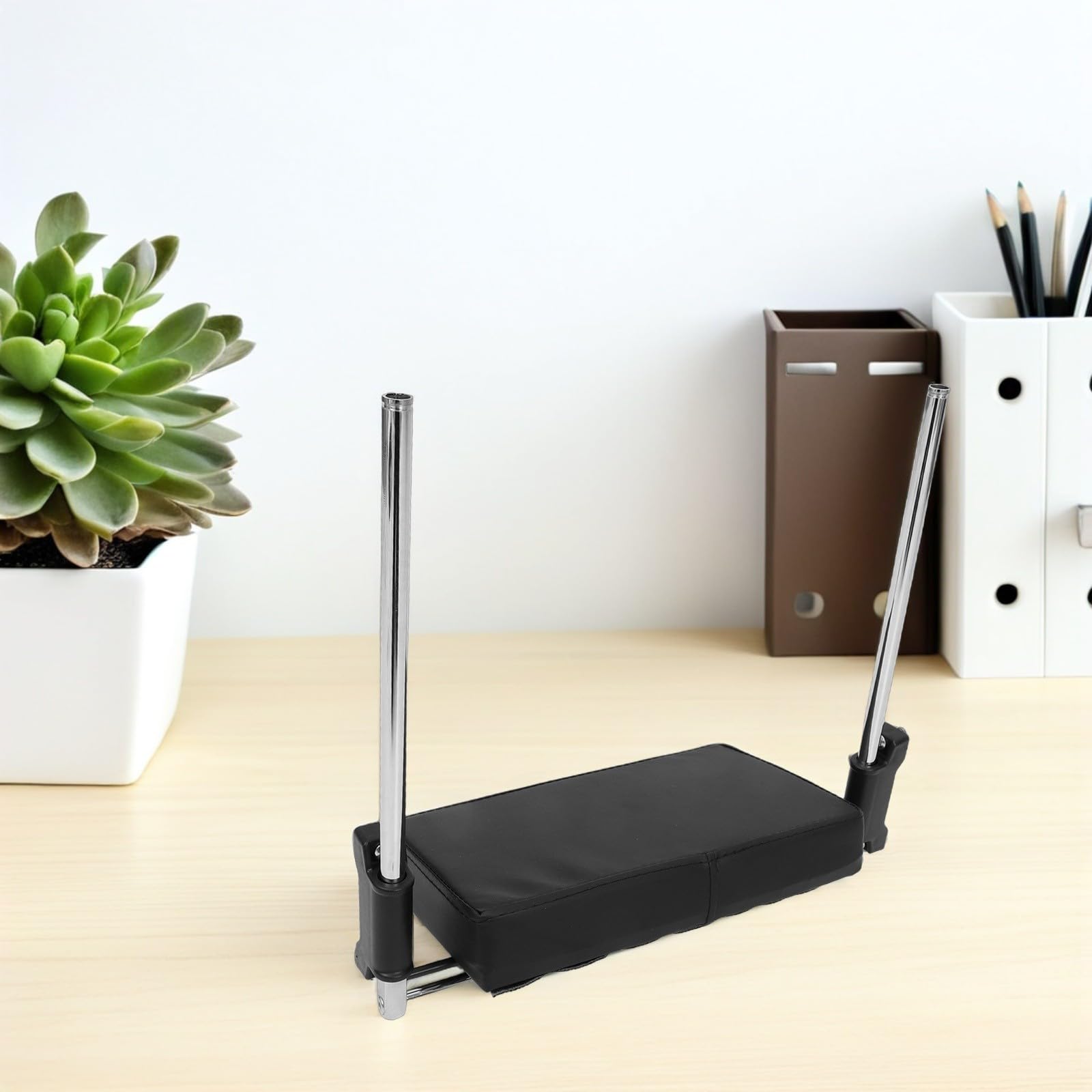 GALPADA Reposapiés para Silla de Oficina, Reposapiés bajo Acolchado de Espuma, Hierro y Plástico, Negro, para Sillón para Dormir, Oficina y Sillas Gaming