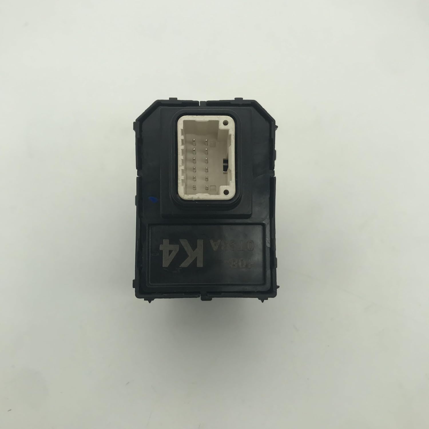 84872-0e140 Mirror Control Switch No 183910,A1 for:Sienna.The knob has a Ring of Silver.