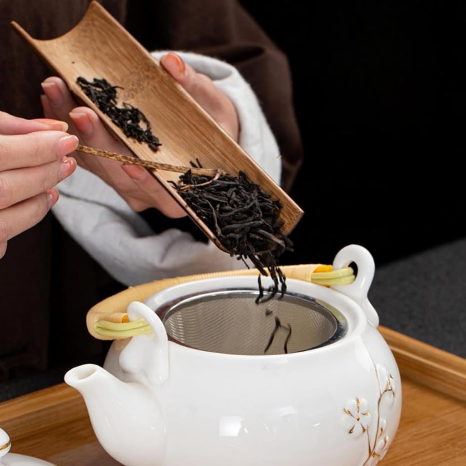 Diggly 茶器セット 急須 湯呑セット マルチ ティーセット 茶具セット 茶器 茶皿 茶道 和風 クラシック磁器茶具 プレゼント