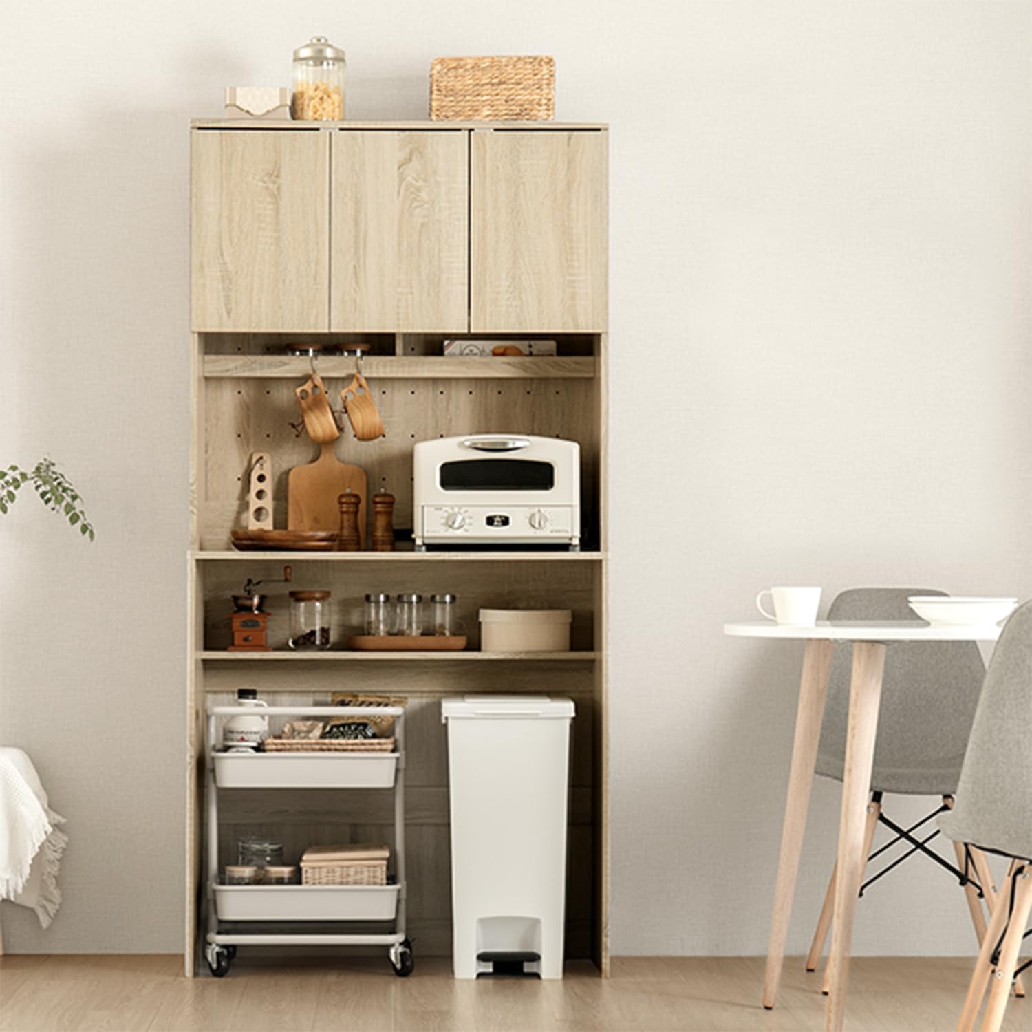 Amazon｜モダンデコ 食器棚 幅90cm 2口 コンセント 一人暮らし