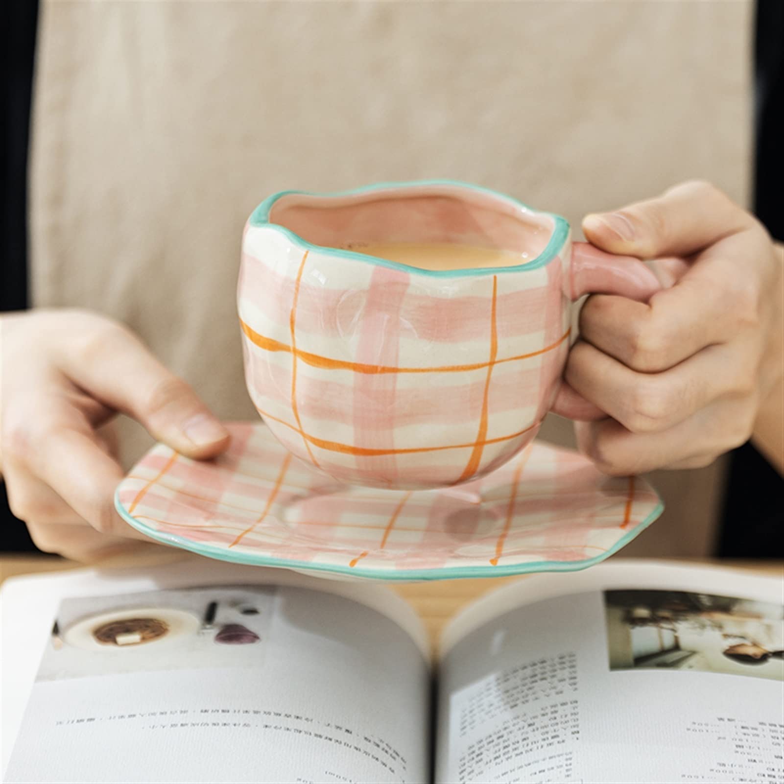 Tazas Taza de café de cerámica Taza de Oficina for el hogar con platillo Flores pintadas a Mano Desayuno Leche Jugo Copa Copa de té de la Tarde Creativa Taza de cerámica (Color : Heart)