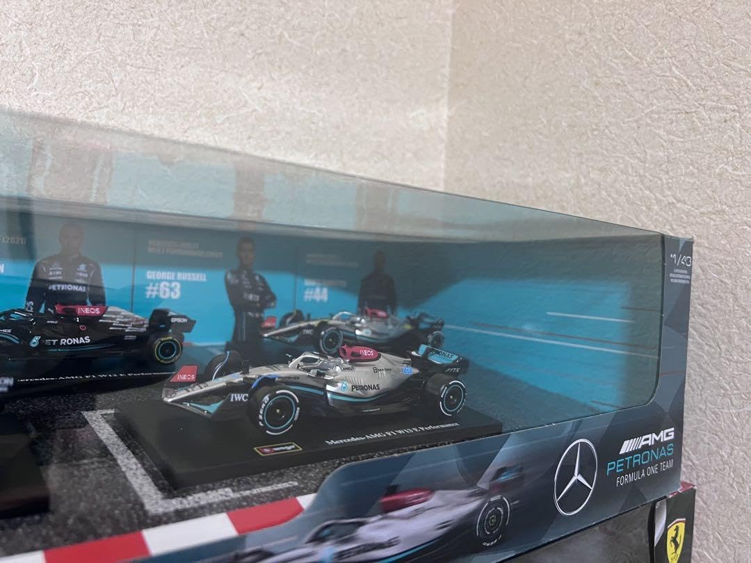 Bburago 1:43 F1 6個セット レースカー　メルセデス s-l400.jpg