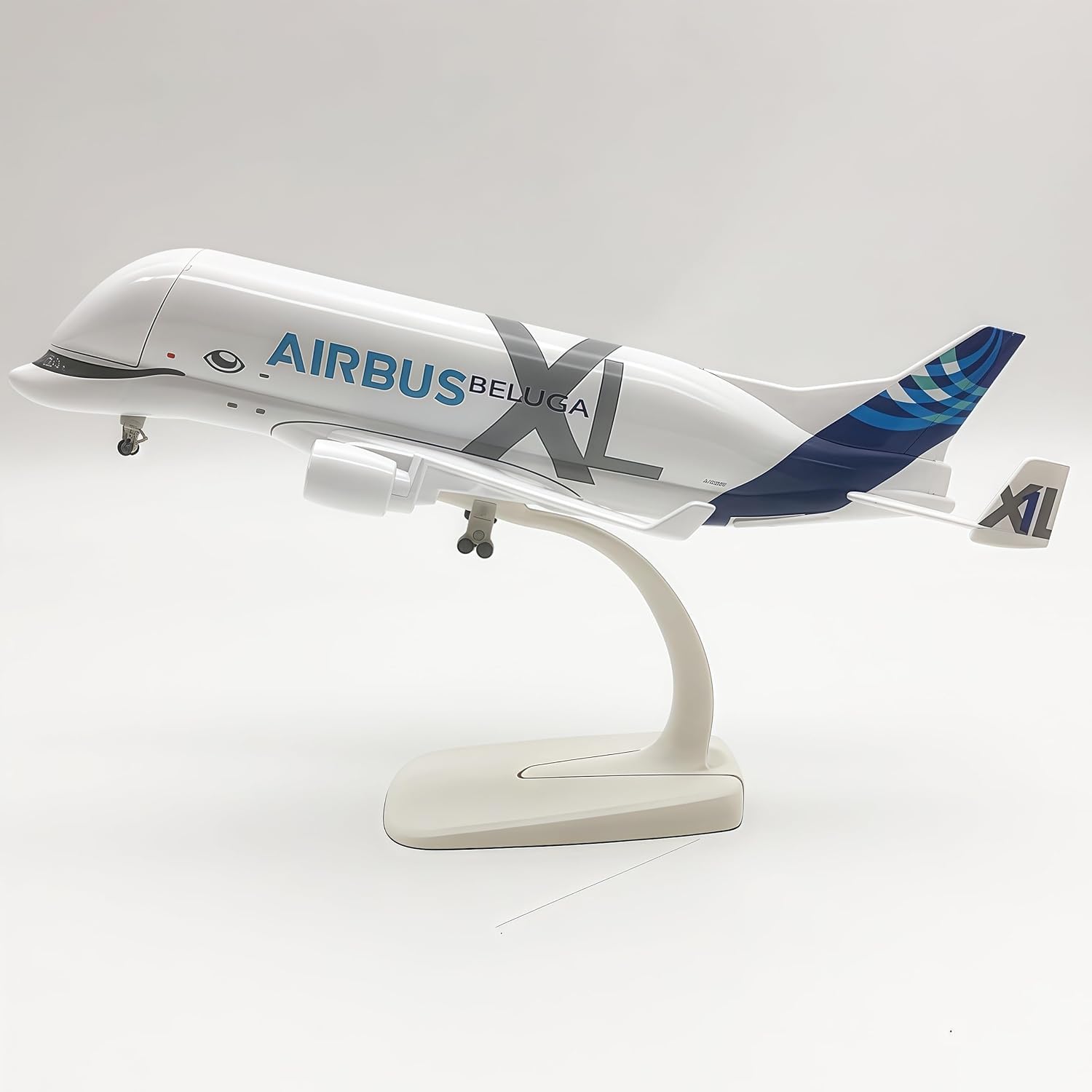 Airbus Beluga Diecast Airplane Model 1:300 Scale Cargo Aircraft Display Stand Model Plane For Collection Gifts.