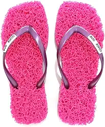 Chinelo Square Confort indicado para pessoas que sofrem com Esporão de Calcâneo, Fascite Plantar, Hiperidrose Plantar e Neuroma de Morton, Massageador para os pés, sensação de estar pisando em um tapete leve e macio tornando seu caminhar mais confortável a cada passo.