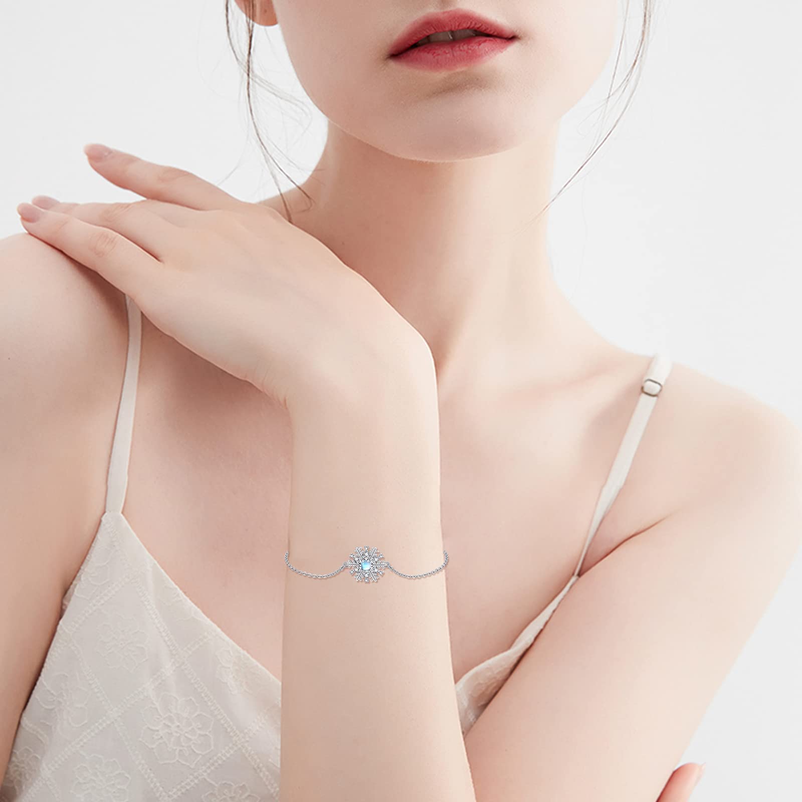 Midir&Etain Schneeflocke Armband 925 Sterling Silber Mondstein Schneeflocke Armband Schneeflocke Schmuck Weihnachten Geschenke für Frauen Mädchen Girlfeirnd