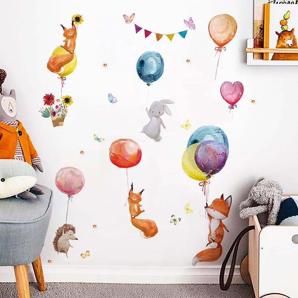 WandSticker4U®- [Acquerello] Adesivi murali bambini animali del bosco PALLONCINI & VOLPE (107x100 cm) I Adesivi da parete animali foresta coniglio giungla I Sticker muro camera da letto bambini bimba