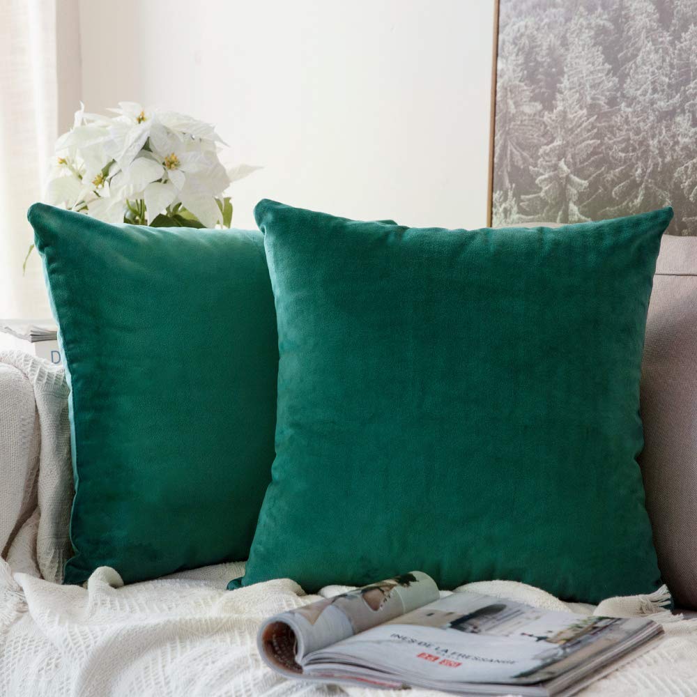 MIULEE Pack of 2 Velvet Soft Solid Decorative Square Throw Pillow Covers Cushion Case for Spring Couch Sofa Bedroom Car 18x18 Inch 45x45 cm Green