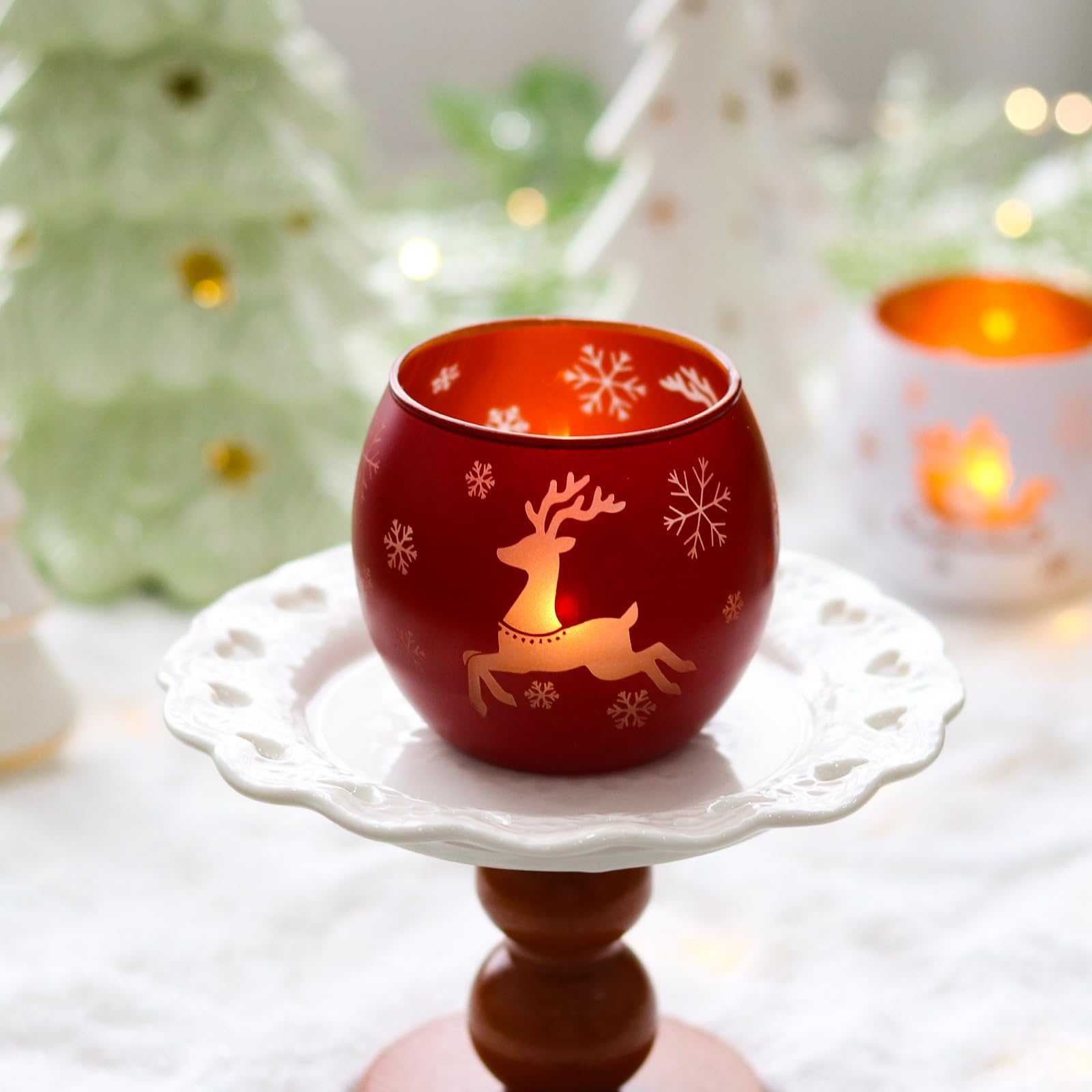 Glas Weihnachts Kerzenhalter 4er Set, Teelichthalter in Weiß, Rot, Grün - Weihnachtsdeko innen, Tischdeko Weihnachten & Winter Deko für Fensterbank