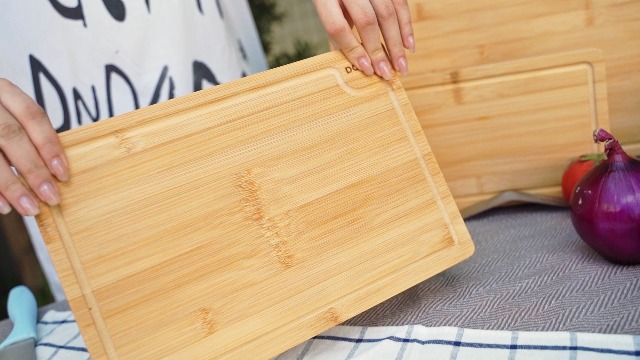 Set de 3 tablas de cortar de bambú con soporte de acero inoxidable miniatura 7