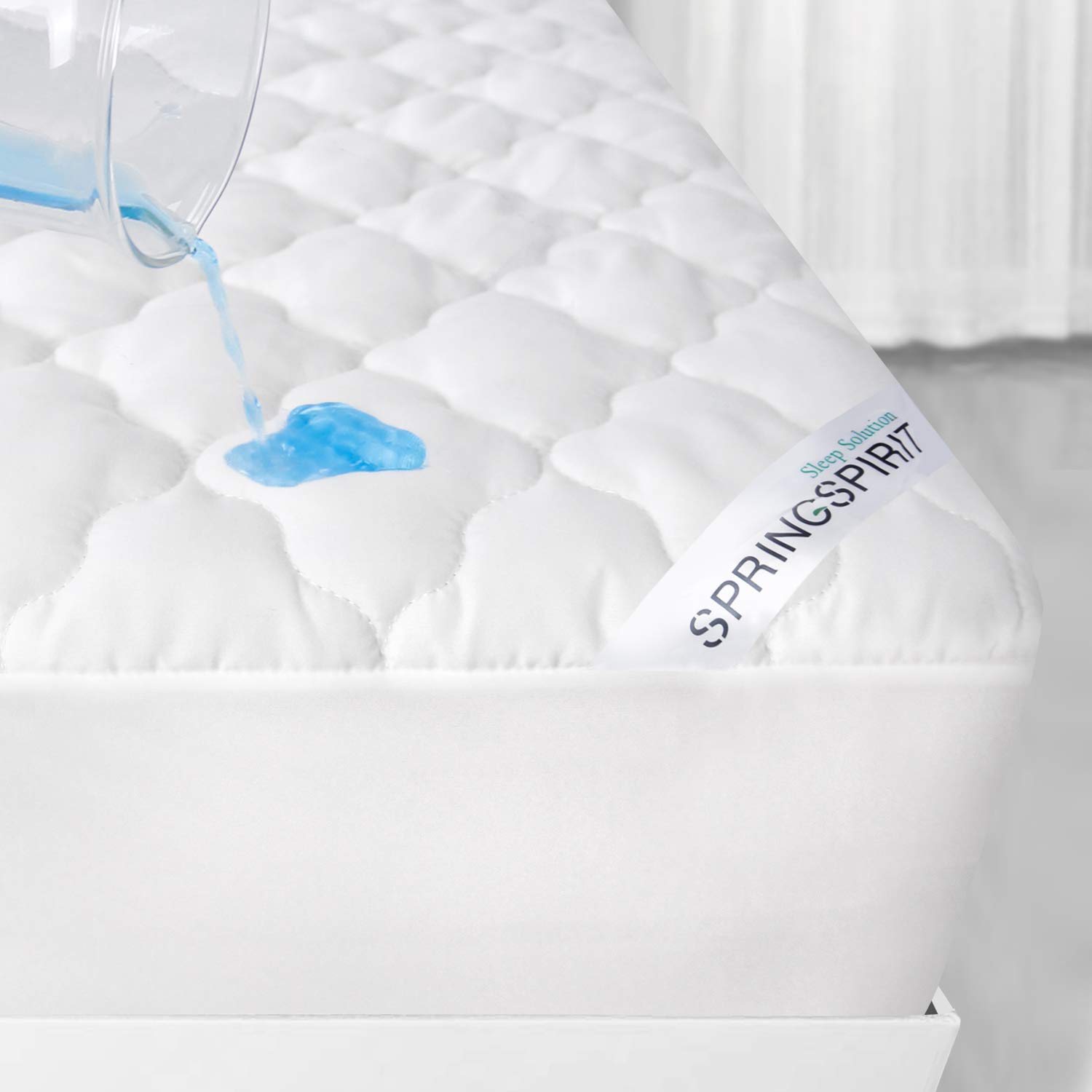 SPRINGSPIRIT Double Mattress Protector 4-Layer Quilted Waterproof Cover for Deep Mattress, Ultra Soft, 137 x 190cm
