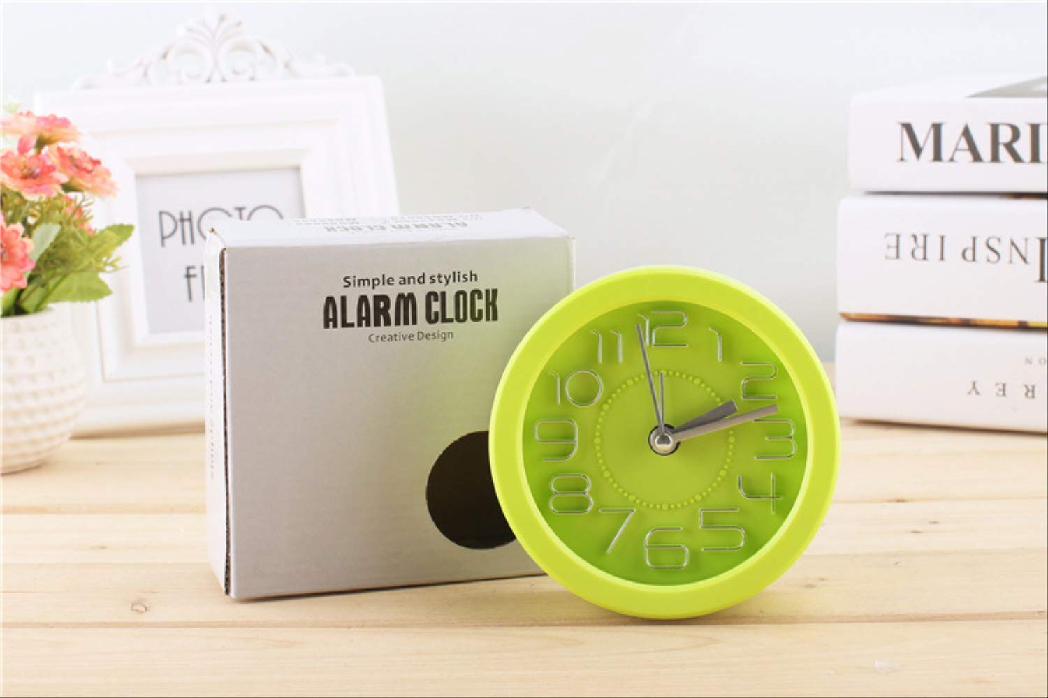 CLock WANMARCreative candy round small alarm clock simple fashion indoor decoration student gifts 2 Alarm clock (Color : 2)