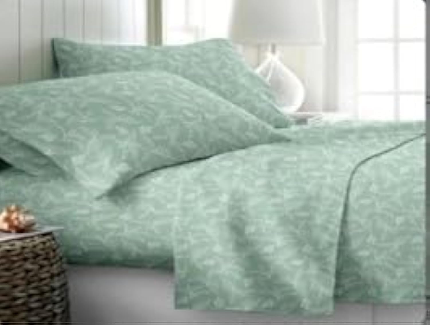 ANGLOME Duvet Cover King Size (3 piece) – Ultra Soft Bedding Set, Microfiber Comforter cover with Zipper Closure – Includes 1 Duvet Cover (220x230 cm) & 2 Pillow Shams (50 x75cm), Mint Green