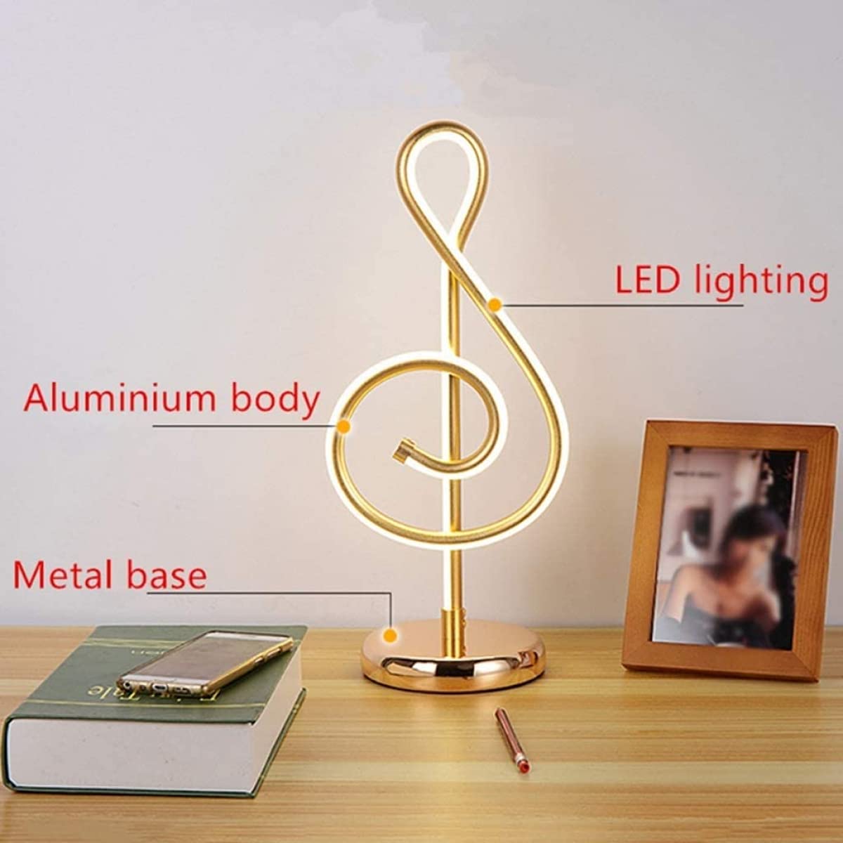 Lampada Da Tavolo Moderna Nota Musicale Dorata Camera Da Letto Lampada Da Scrivania A LED Lampada Da Tavolo Artistica Per Soggiorno Lampada Da Comodino Lampade Da Scrivania Lampada Da Tavolo