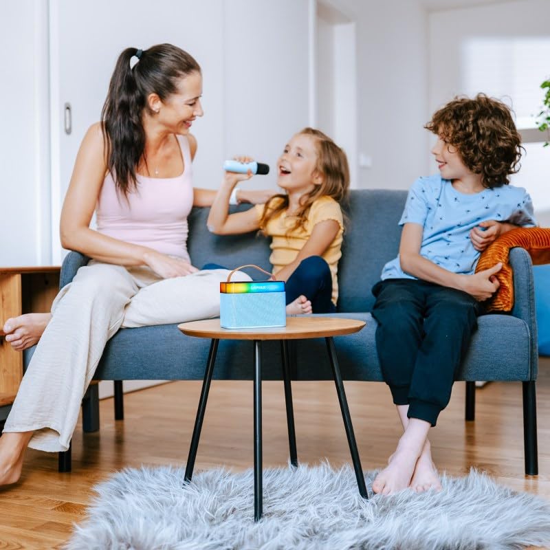 LAMAX KaraokeKid1 różowy, przenośny głośnik dziecięcy z trybem karaoke i mikrofonem do karaoke ze zmieniaczem głosu. Do słuchania i rozrywki, design dla dzieci, Bluetooth 5.3 (różowy)