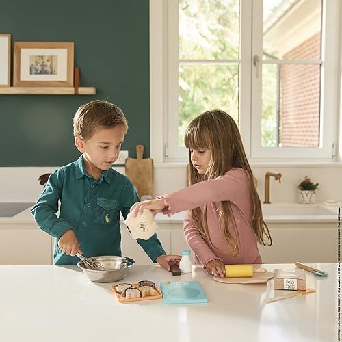 Miniatura 8 de Janod - My Bakery - Juego de té de cocina y muñeca - 19 piezas de madera y fieltro incluidas - Pinturas a base de agua - 3 años + J06618