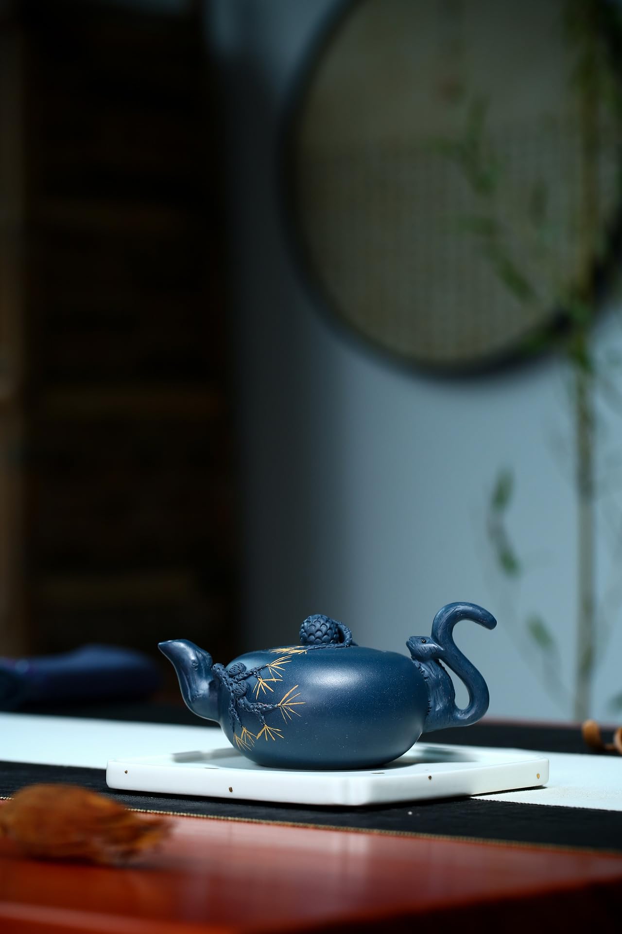 Teekanne Chinesische Yixing Clay Azurblau Zisha Töpfe 8oz Gongfu Tee Handmade Geschnitzt Einzigartige Eichhörnchen Traube