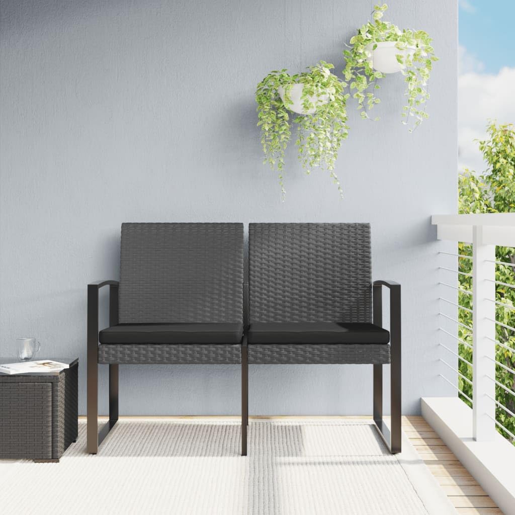 2-osobowa ławka ogrodowa z poduszkami, ciemnoszara, rattan PP, stal malowana proszkowo, 103, 5x57x77, 5 cm, 110 kg, do ogrodu i tarasu, komfortowe siedzisko z podlokietnikami, łatwe czyszczenie