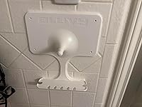 Review Image by Derek Dwilson