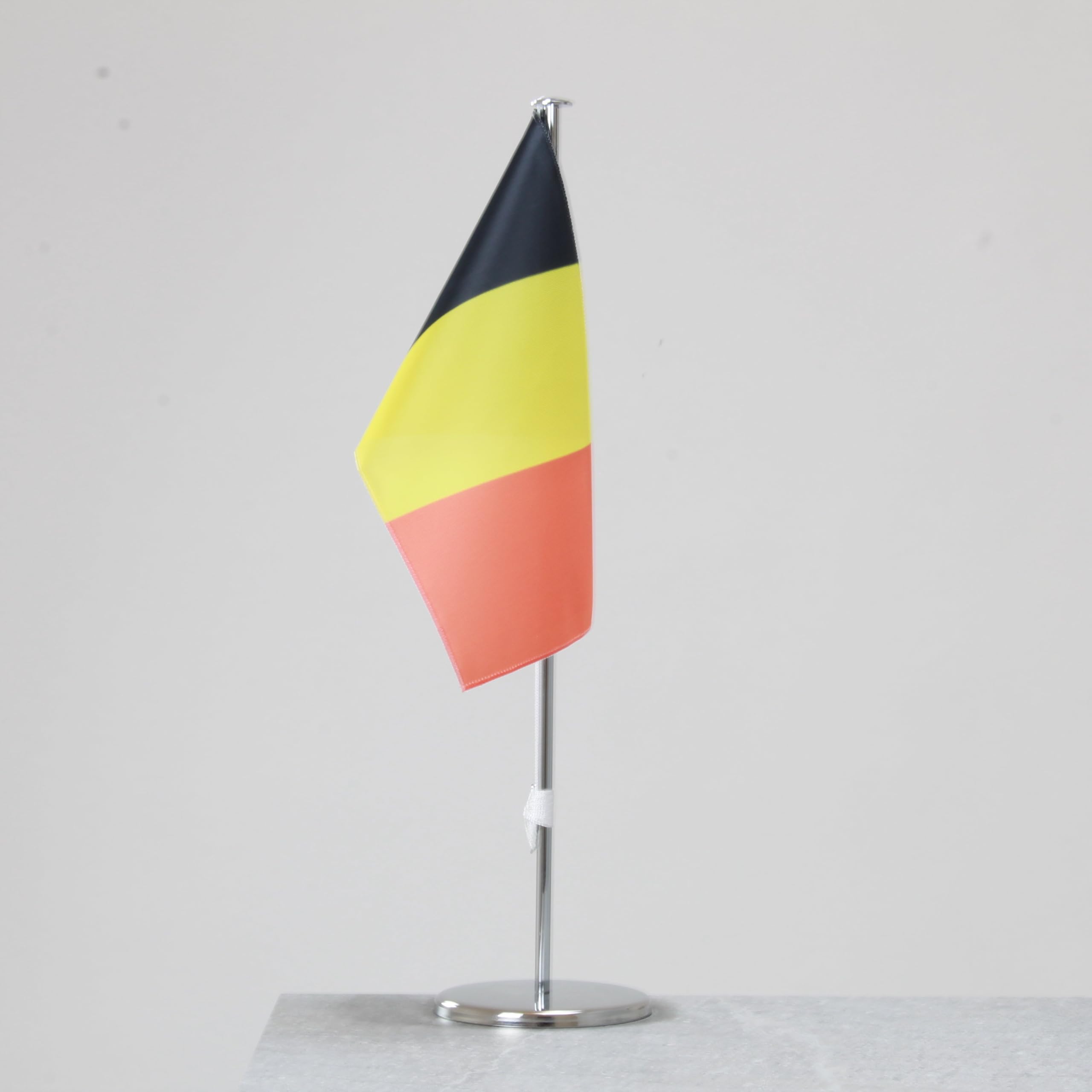 Drapeau de table Belgique - Drapeau national représentatif pour l'intérieur - Chromé - 42 cm