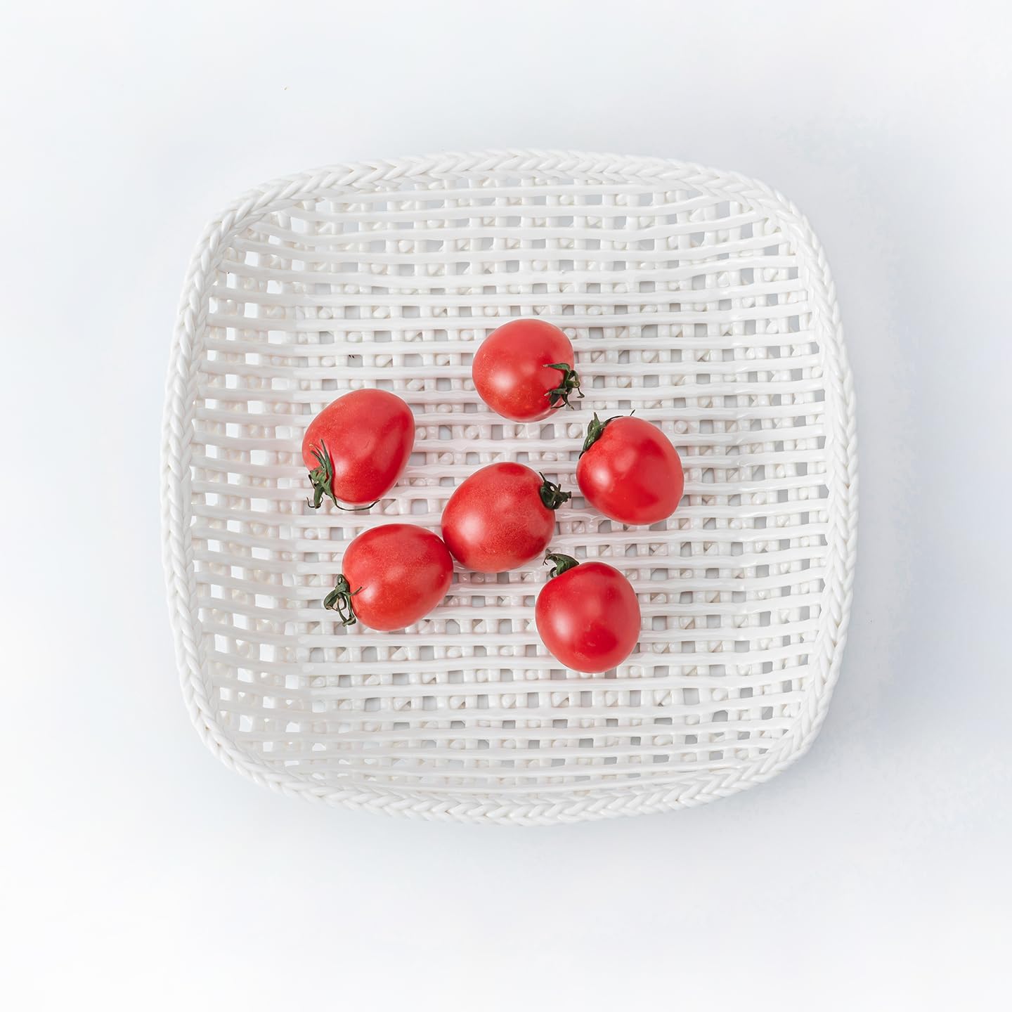 Decorative Fruit Bowl, Woven Lattice Design, White and Blue Ceramic Basket, Square Serving Dish for Fruits, Candies, Holiday Table Decor (Square-White)